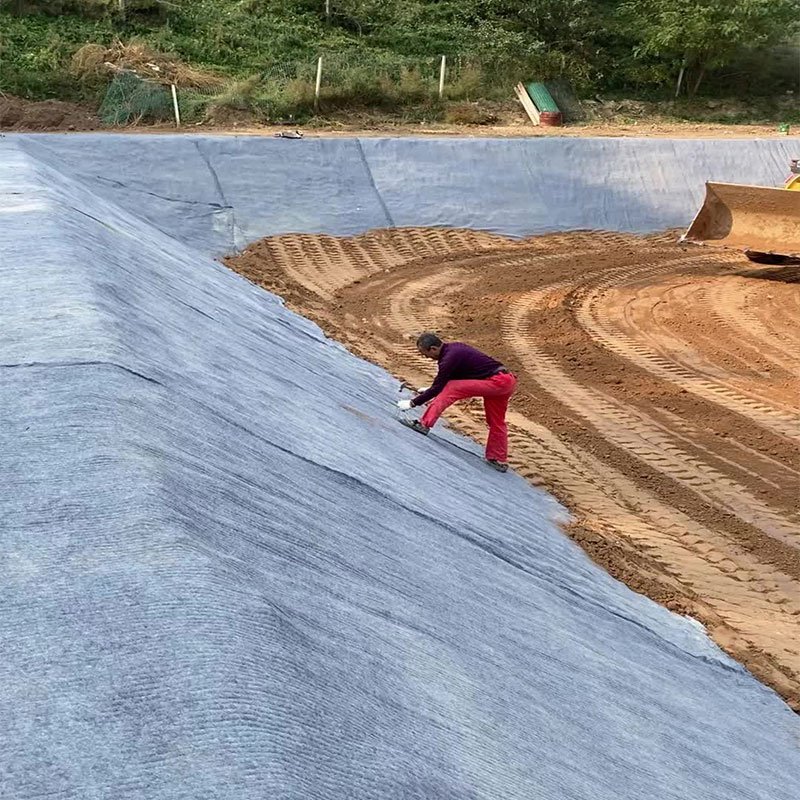 Cement blanket